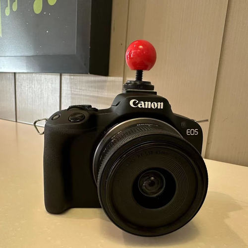 适用于佳能R50相机热靴盖尼康小红球富士xs10xs20xt30索尼适用M50