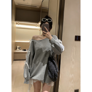 庄大泥 韩系蕾丝蝴蝶结一字肩卫衣裙女秋冬宽松慵懒风露肩上衣