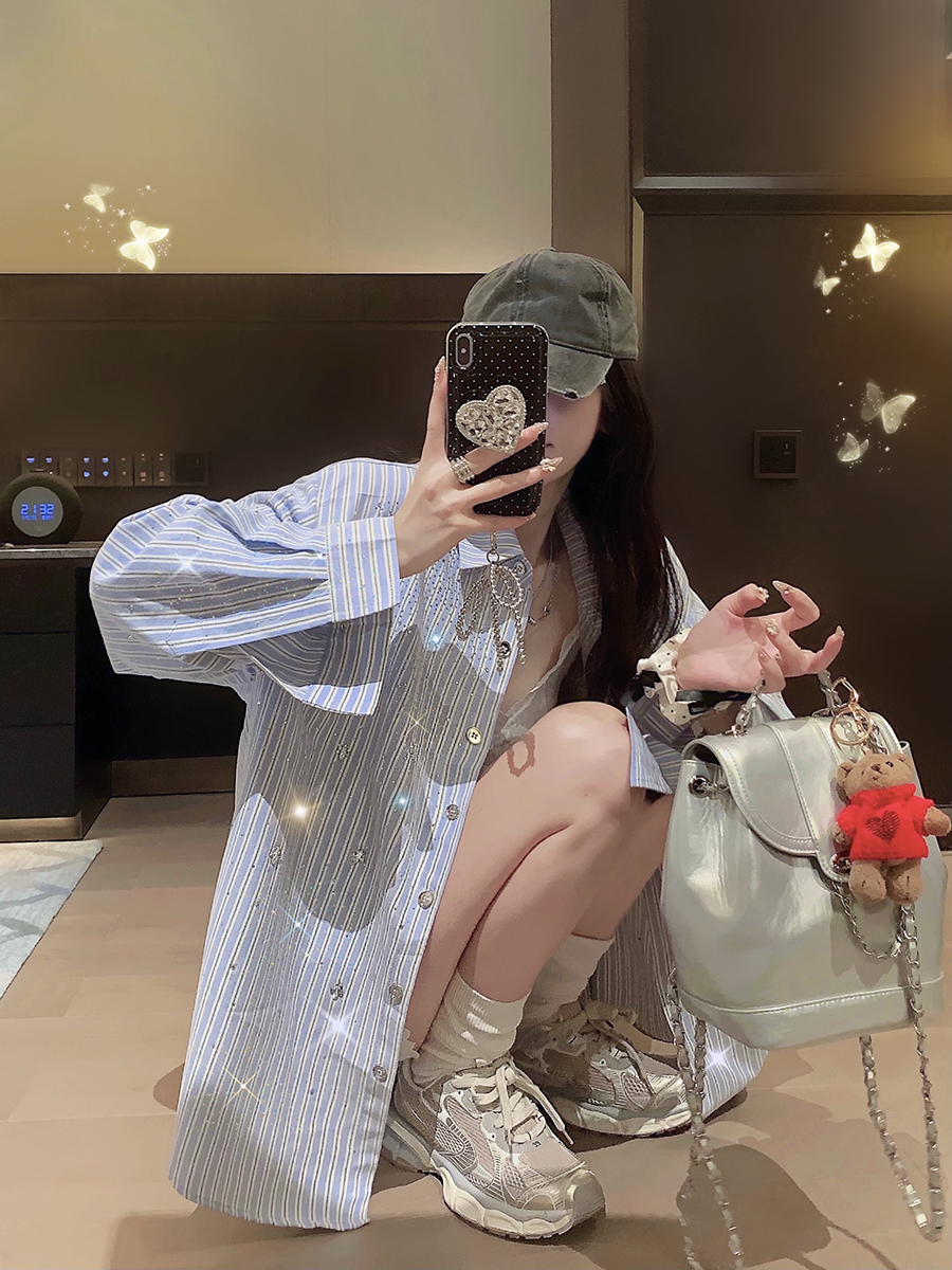 庄大泥秋冬烫钻条纹蓝色衬衫