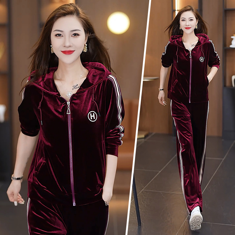 中老年妈妈秋季金丝绒运动服休闲外套女阔太太洋气质跑步两件套装