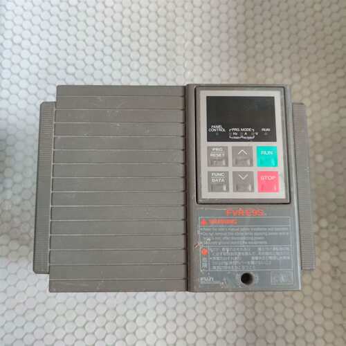 {议价}富士变频器 FVR2.2E9S一4JE 2.2KW 380V