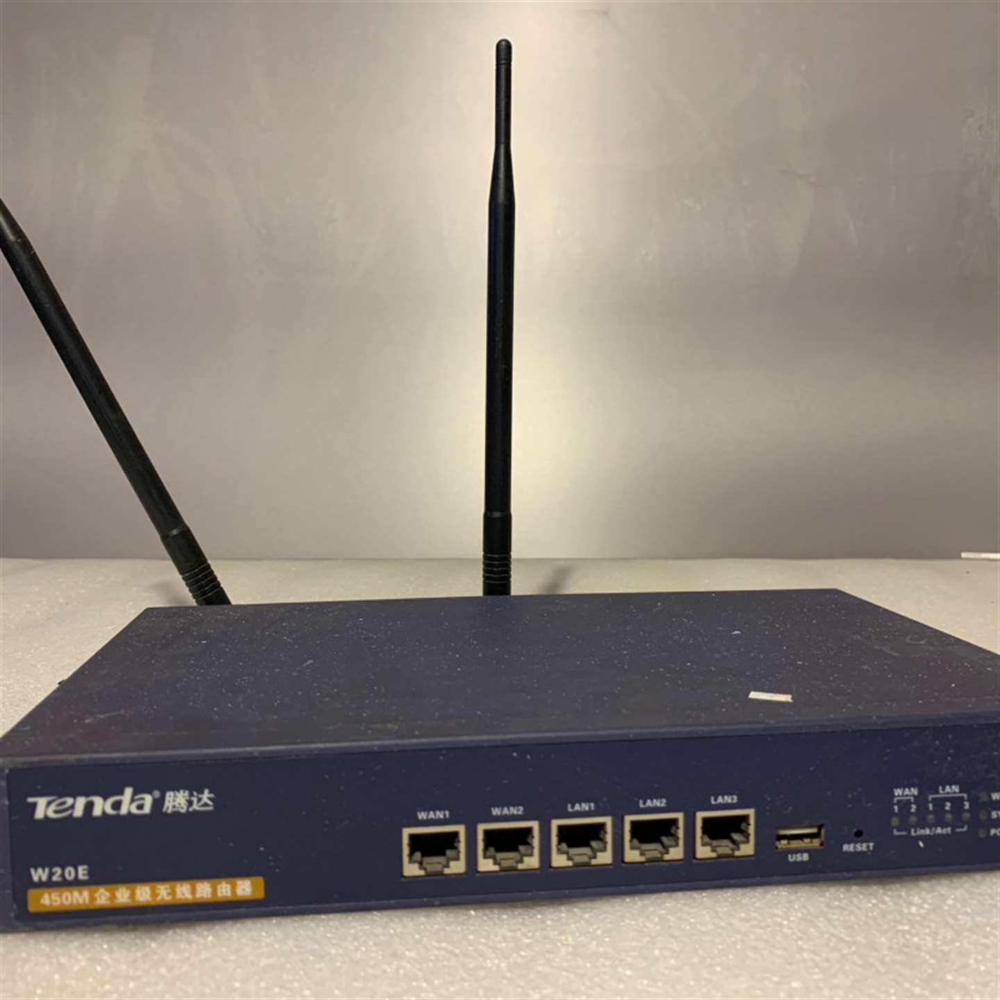 {议价}腾达450M企业级无线路由器，型号W20E。