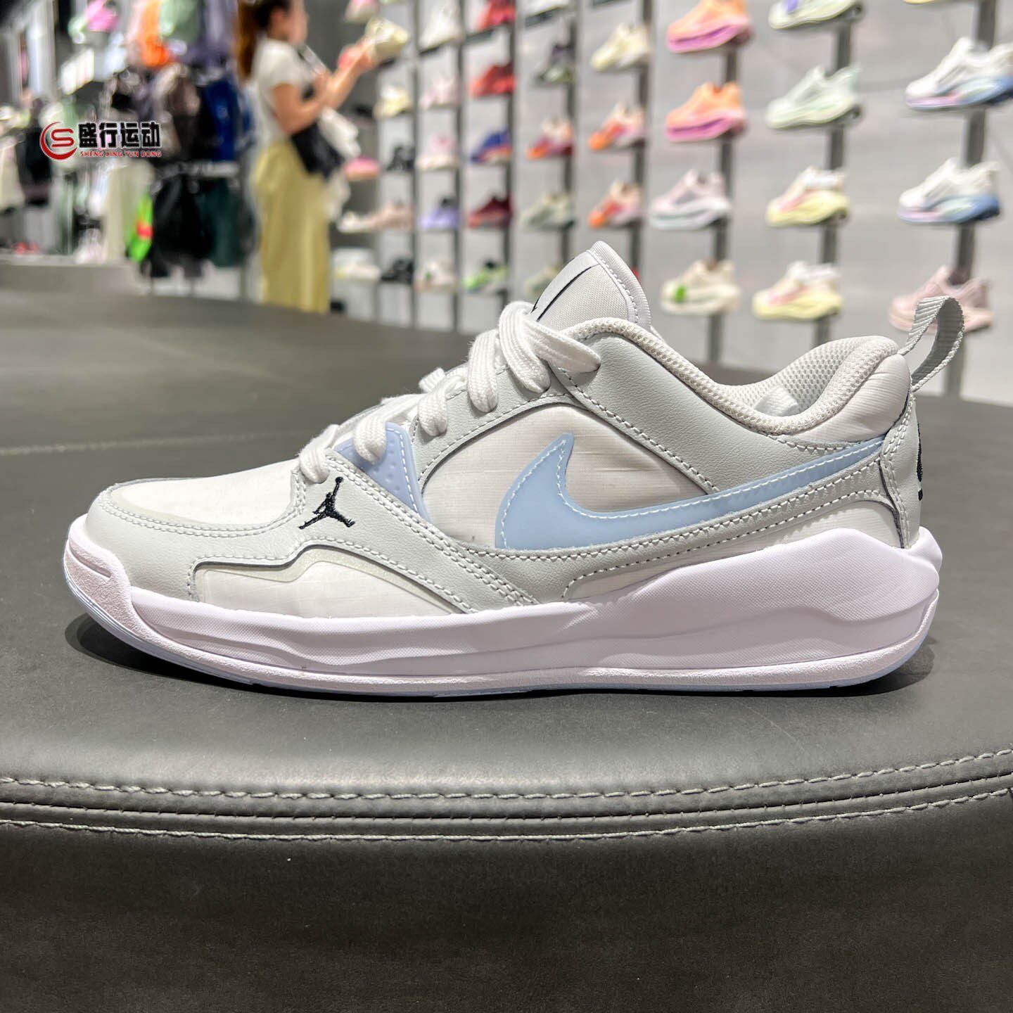 Nike耐克大童2026夏新款JORDAN经典百搭透气耐磨篮球鞋IR7574-141