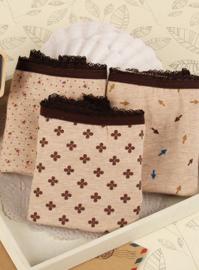 棉元素专柜正品女士棉质内裤简约透气舒适95棉弹性三角裤LC575