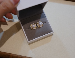 流素losu—925天然珍珠简约白色方形复古精致百搭2025爆款小耳钉