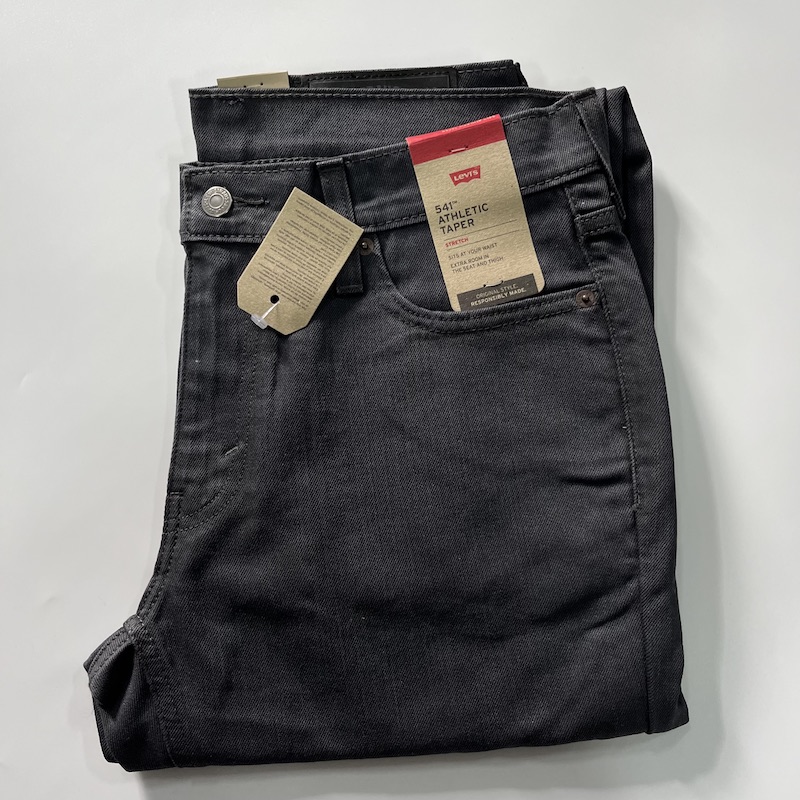 李维斯拉链长裤直筒微锥牛仔裤