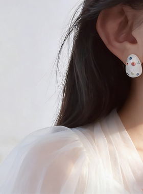 高级感白色珐琅不规则彩钻无痛无耳洞蚊香盘耳夹女时尚精致耳饰新