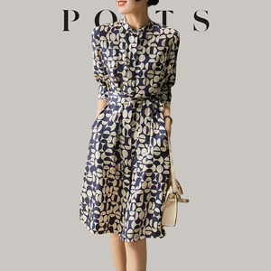 国际大牌2026春秋季收腰几何真丝印花衬衫裙通勤系带桑蚕丝连衣裙