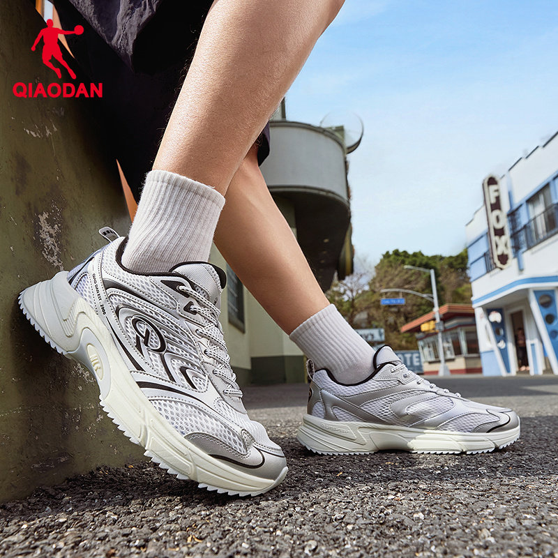 乔丹官方正品休闲鞋男夏季银色复古跑鞋运动鞋男网面透气老爹鞋子