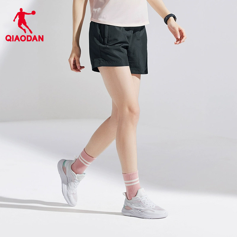 中国乔丹短裤女2026夏季新款运动宽松休闲透气梭织裤健身裤子女士