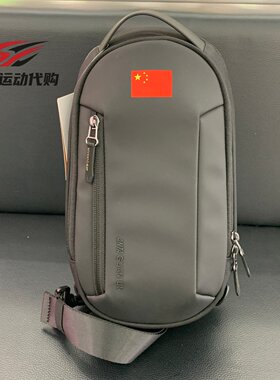安踏冠军2026新款抗菌胸包