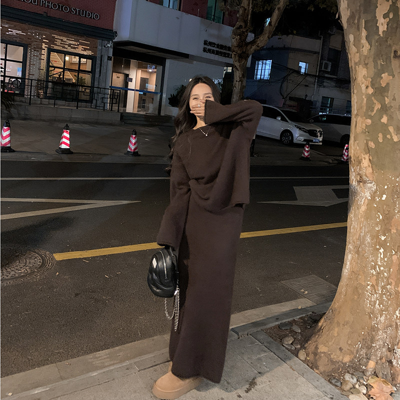 Morri Chen两件套装女秋冬高级感浣熊毛衣长款套装裙韩剧穿搭套装