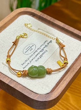 和田玉趴趴猫手链女 新中式小众设计天然玉石猫咪手串 送女友礼物