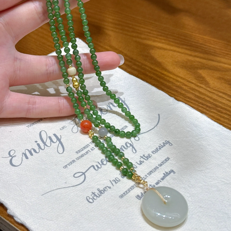 天然和田玉碧玉平安扣吊坠女款项链新中式毛衣链颈链配饰送女友