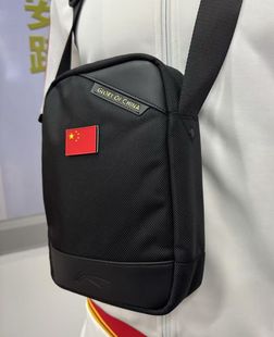 李宁赞助2026国家队运动腰包国旗款男女同款单肩包小挎包胸包