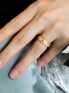 925银镀金羽毛戒指闭口圈