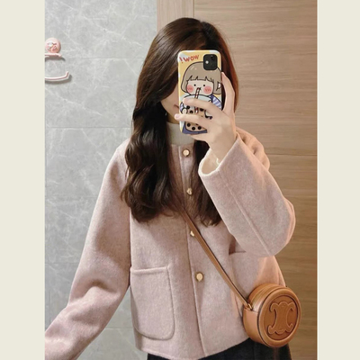 温柔风圆领单排扣小香毛呢外套