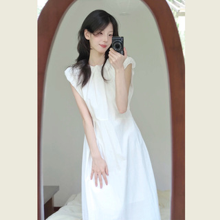 法式桔梗初恋白色小飞袖连衣裙女夏季新款温柔风收腰显瘦气质长裙