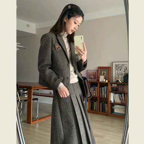 小个子英式复古高级感两件套