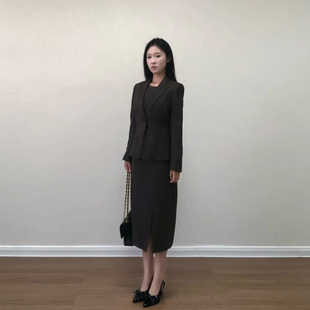 商务风摩卡色西装套装女春秋季职业通勤显瘦西装无袖连衣裙两件套