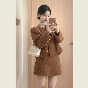焦糖色小香风套装女秋冬季法式短款毛呢外套高腰包臀半身裙两件套