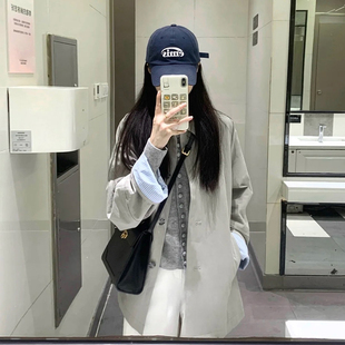 韩系灰色条纹翻袖单排扣风衣女春秋季小个子中长款宽松休闲外套