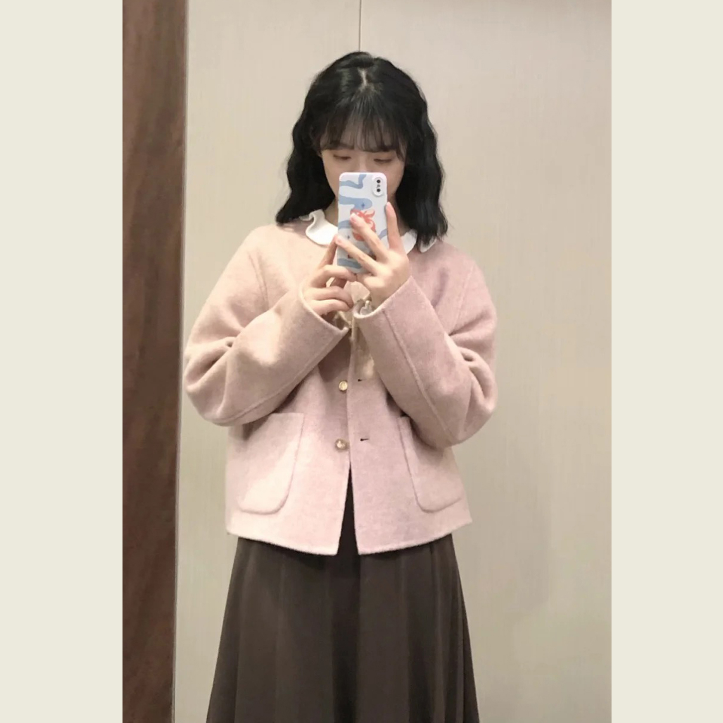 粉色圆领减龄小香呢子大衣