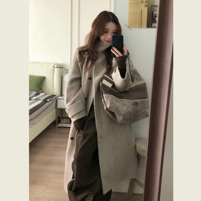 韩系米灰色立领毛呢大衣