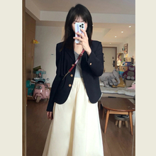 黑色短款西装外套女春秋新款高级设计感小众韩版休闲小西服上衣