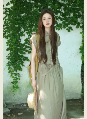 简约通勤风绿色套装女夏季设计感不规则衬衫高腰半身裙裙两件套