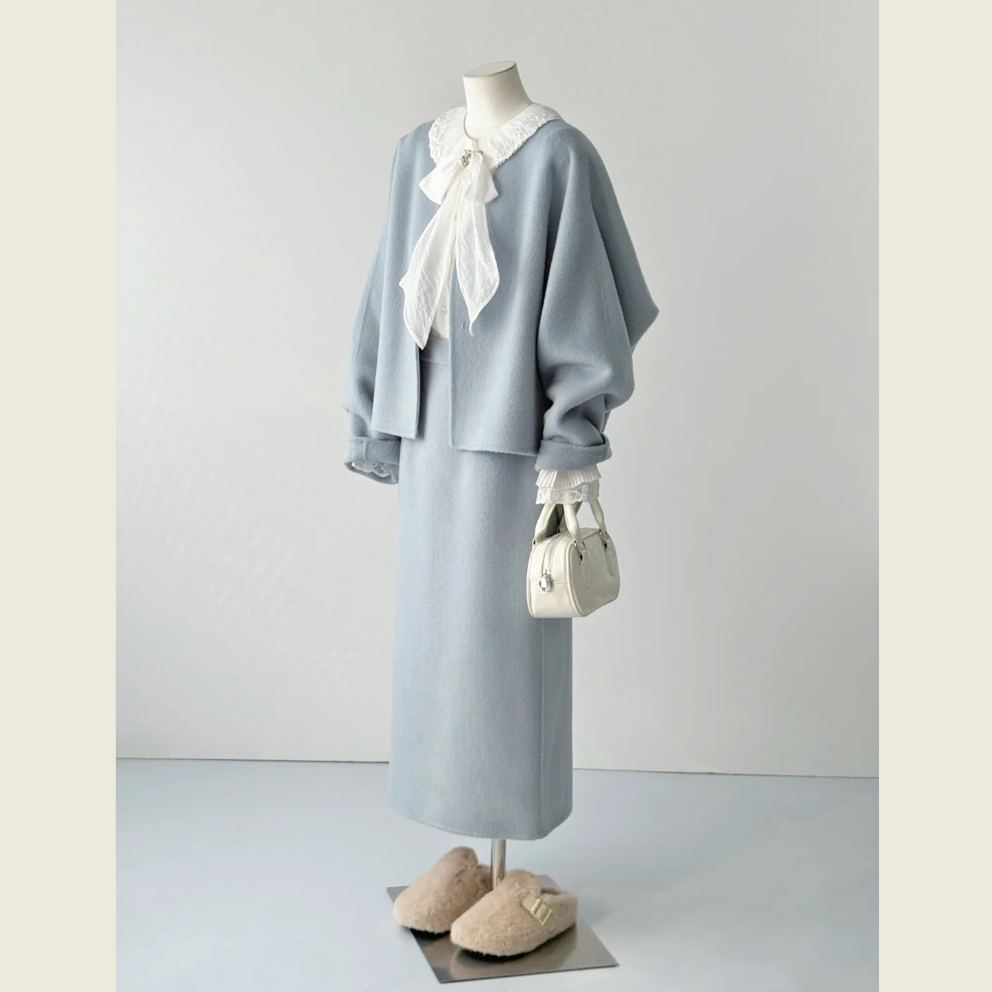 法式蓝色小香风时尚毛呢套装