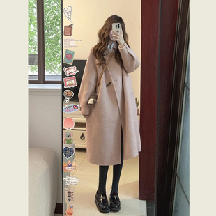 甜美减龄粉色牛角扣呢子大衣女秋冬季新款高级感中长款毛呢外套