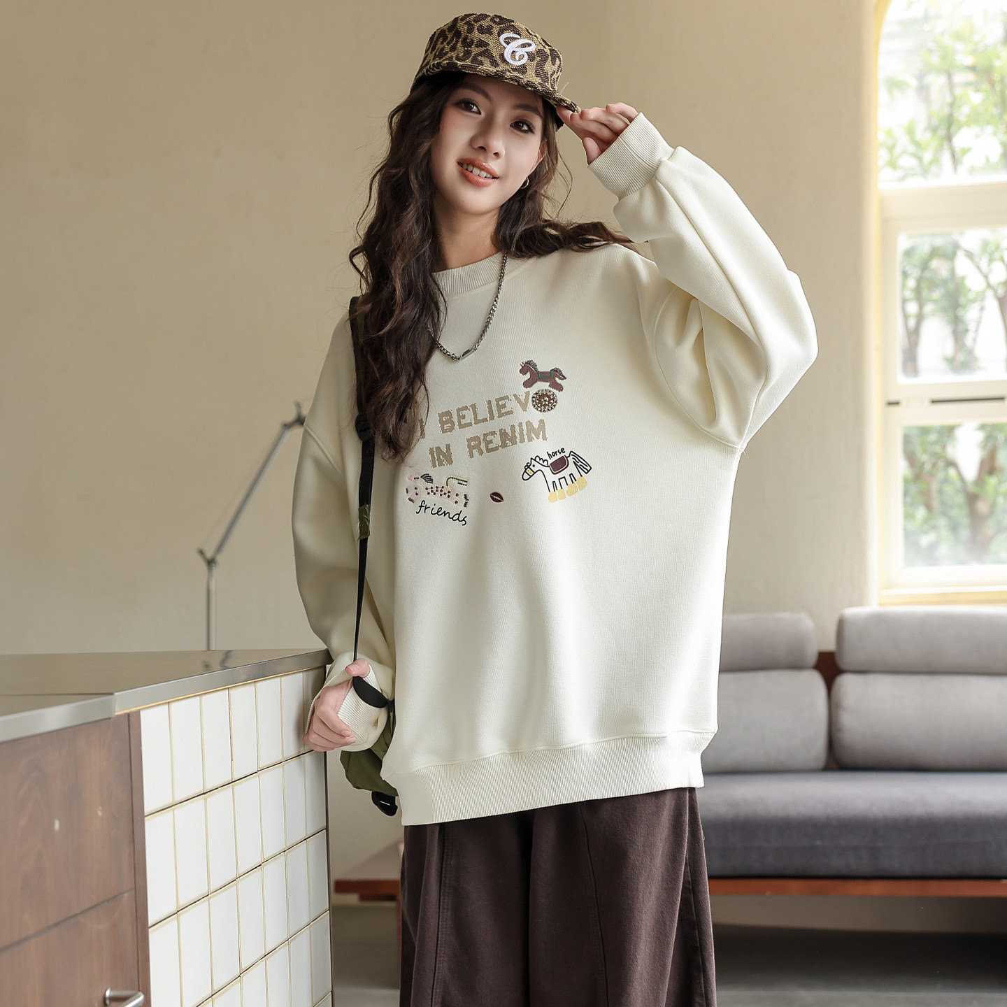 女大童加绒卫衣骄骄虎2025冬季新款初中生高中生一体绒内搭7463