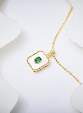 魔猫昭昭祖母绿手工打造饰品高级设计感微镶时尚锆石轻奢