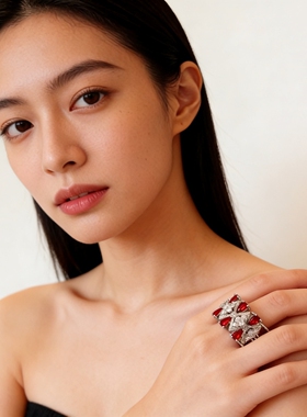 魔猫昭昭欧美时尚鸽血红宝石元素戒指轻奢优雅宴会婚庆鸡尾酒舞会