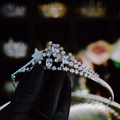 新娘婚纱婚礼王冠生日皇冠