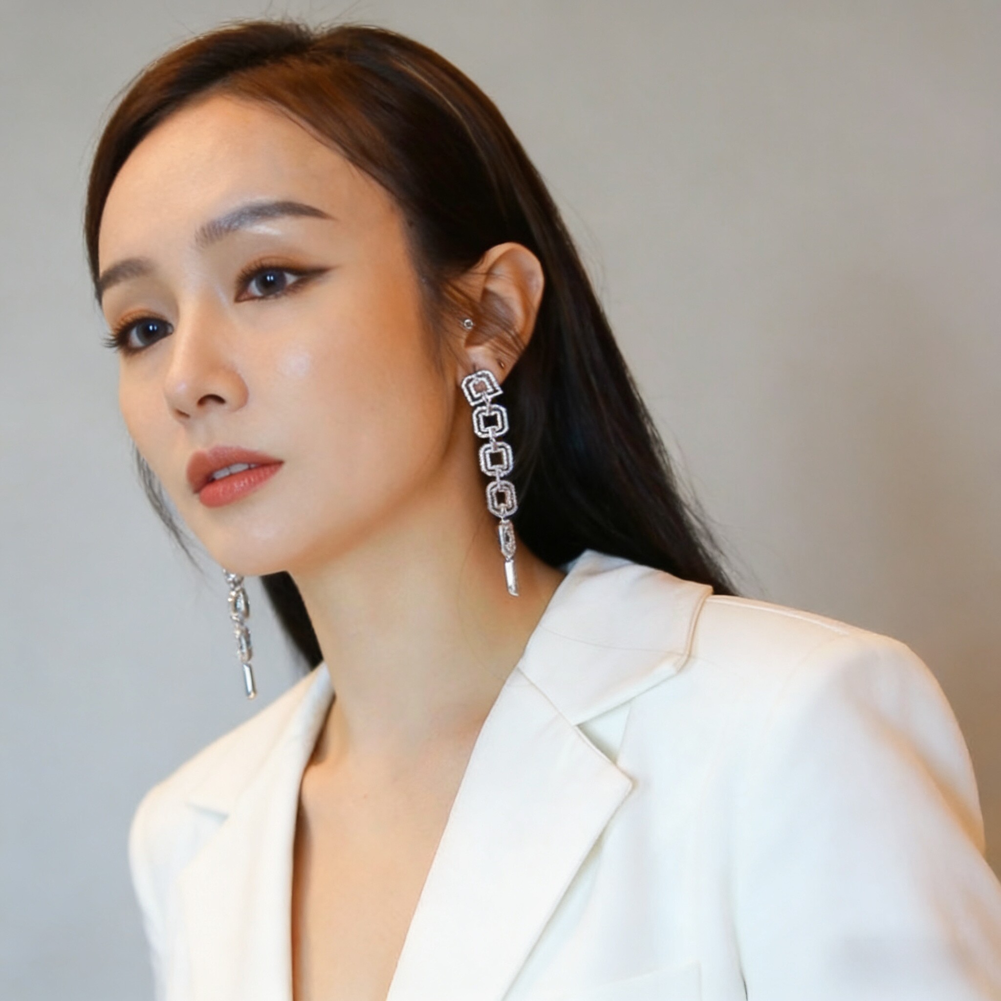 魔猫昭昭主持演出锆石长款耳环显瘦气质耳饰小众轻奢纯银耳针耳钉