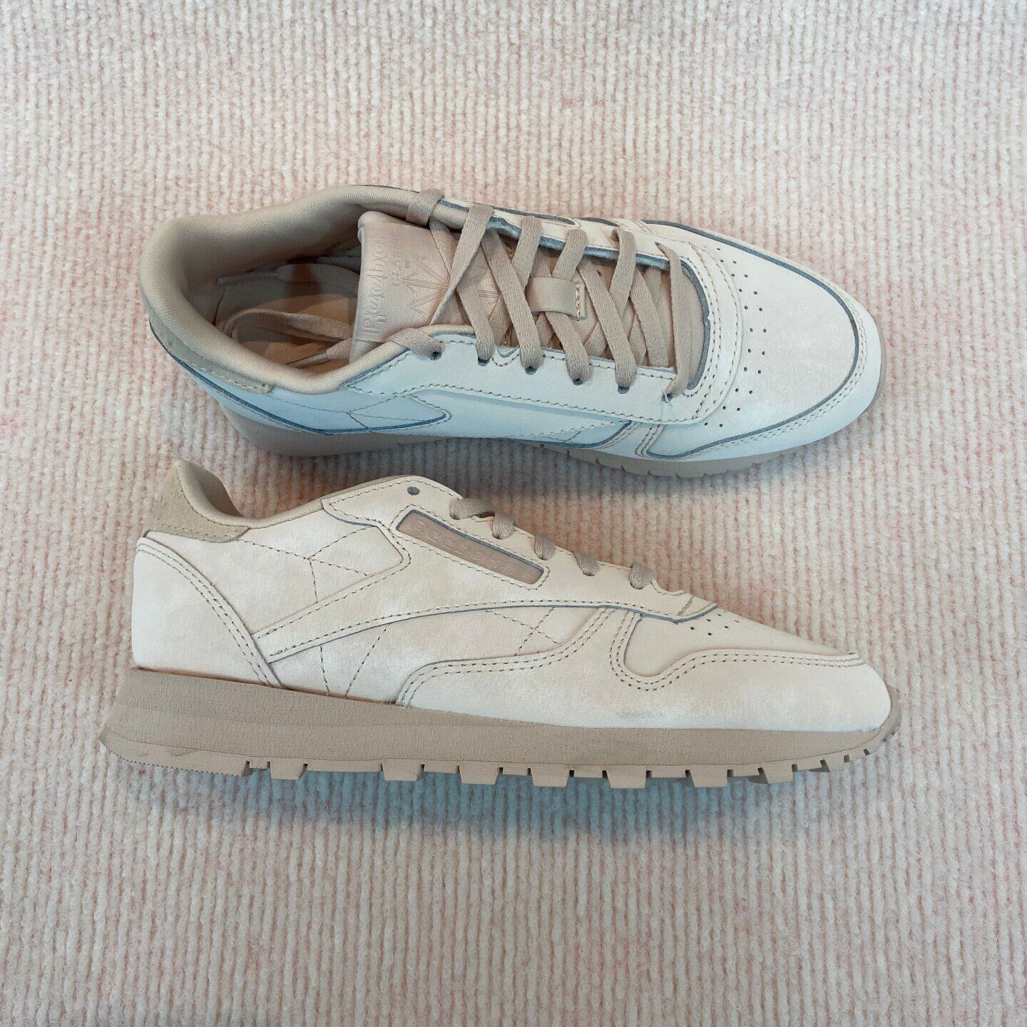 专柜正品/锐步 Classic Leather 女子经典复古运动休闲鞋 GY2446
