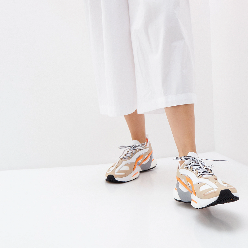 阿迪达斯女子系带轻便舒适运动鞋