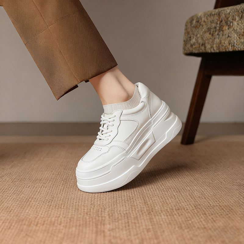 软皮板鞋2026春夏新款时尚百搭厚底增高女士休闲小白鞋真皮旅游鞋