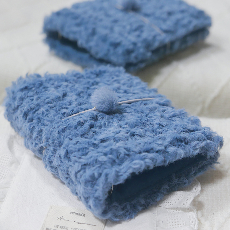 躲在耳里|限量毛呢|毛茸茸雾霾蓝可爱少女质感活页手帐本m5a7