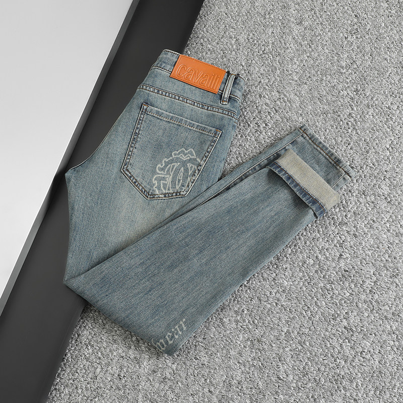 字母错误货号8851P1952025春夏男修身牛仔裤控275低成交255，男装牛仔裤，钱塘6008(原3014)