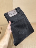 黑灰