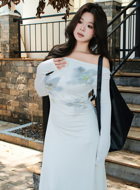 PSG大码微胖MM连衣裙水墨渲染国风修身加绒弹力一字领针织长裙