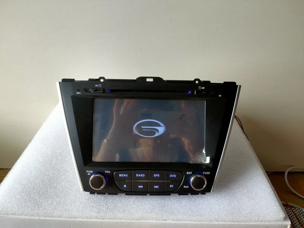 广汽传祺GS5车载安卓DVD导航智能语音蓝牙倒车影像记录仪一体机