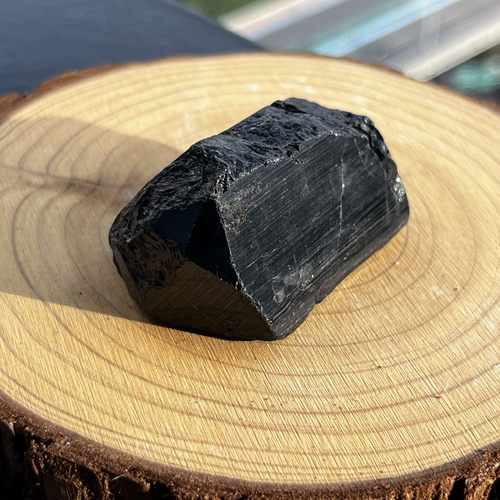 亮皮优质黑碧玺原石