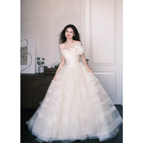 法式轻奢高级感轻婚纱绝美超仙晨袍新娘敬酒服迎宾出门纱礼服裙