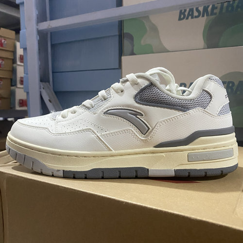 安踏烈焰骜杰板鞋男王一博同款香菜情侣2024新款运动鞋112328081