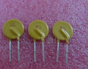 【全新】自恢复保险丝PPTC正温度系数 RXEF135 72XF135 72V 1.35A