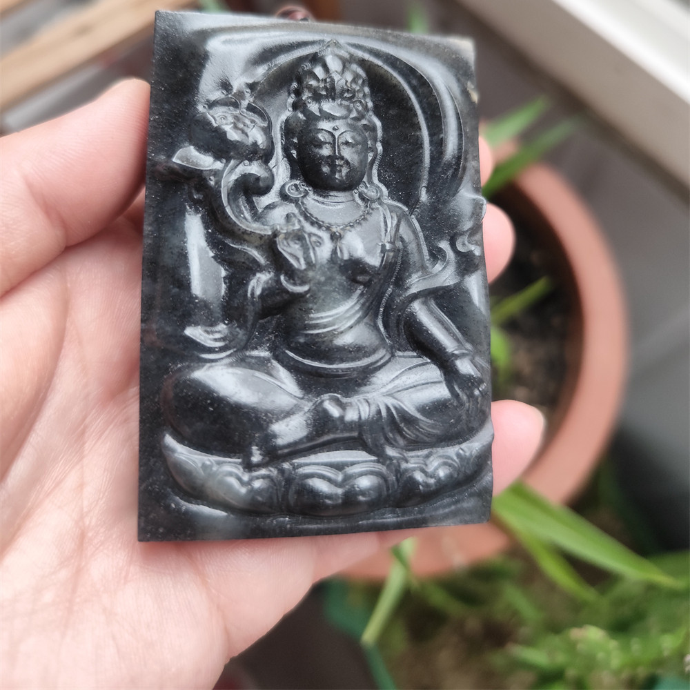 和田玉青花墨玉籽料观音大型厚实牌子203克 新疆青花籽玉把件摆件